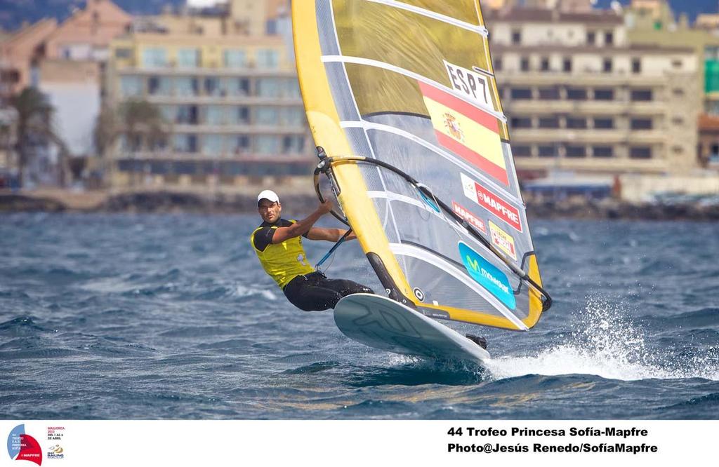 44 Trofeo Princesa Sofia Mapfre Medal Race, day 6 - RS:X Men  ESP  ESP-7  2  Ivan Pastor Lafuetne © Jesus Renedo / Sofia Mapfre http://www.sailingstock.com